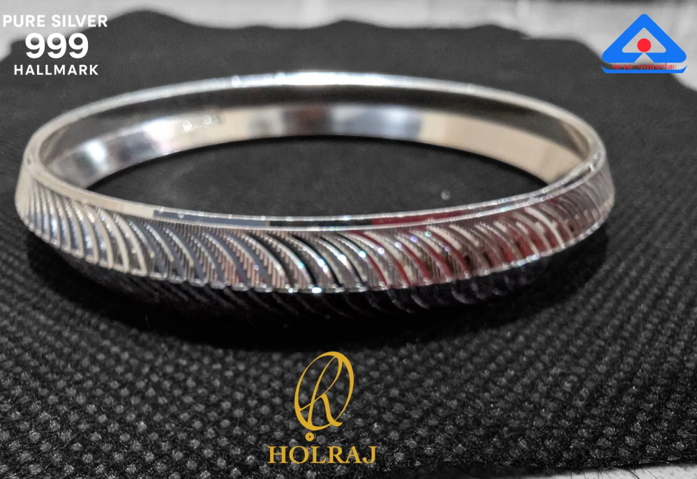 How to Choose the Perfect Silver Kada Pair for Infants